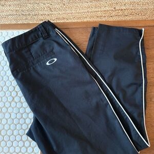 Oakley Women’s Golf Pants with White Side Piping